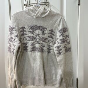 American Eagle Outfitters Cream and Burgundy  Hooded Sweater